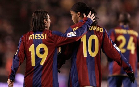 De Romario a Lamine Yamal: repaso a los futbolistas del selecto club del 10 en el Barcelona