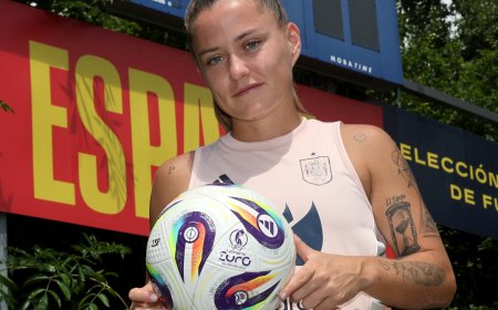 Claudia Pina: “Cuando necesito cualquier cosa dentro del campo, le pregunto a Alexia”