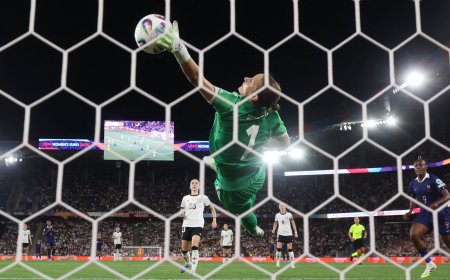 Alemania resiste con una jugadora menos hasta la tanda de penaltis y se cita con España