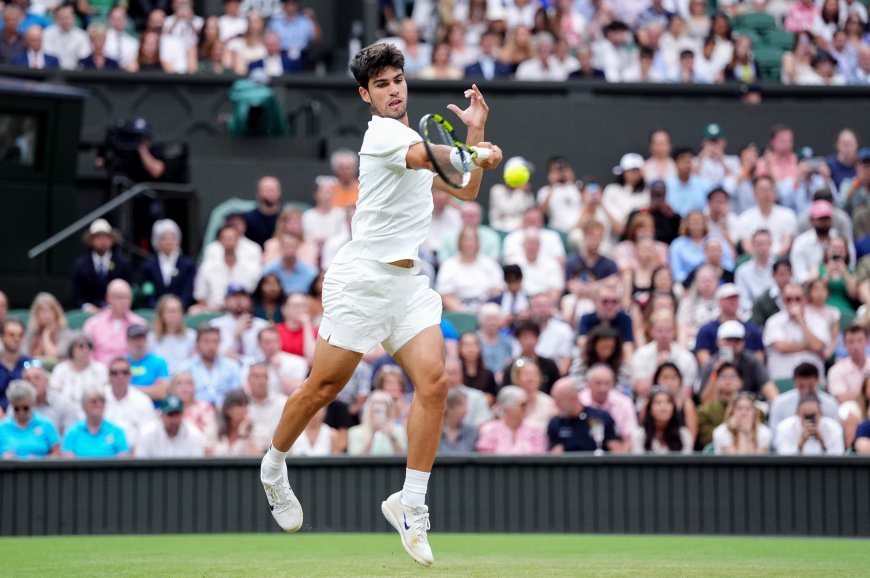 Así le hemos contado la victoria de Carlos Alcaraz ante Andrey Rublev en los octavos de final de Wimbledon