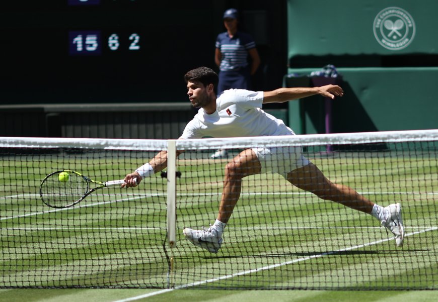 Fritz - Alcaraz, las semifinales de Wimbledon en directo | El murciano retoma el control para ganar ventaja en el tercer set (4-6, 7-5, 3-6, 2-3)