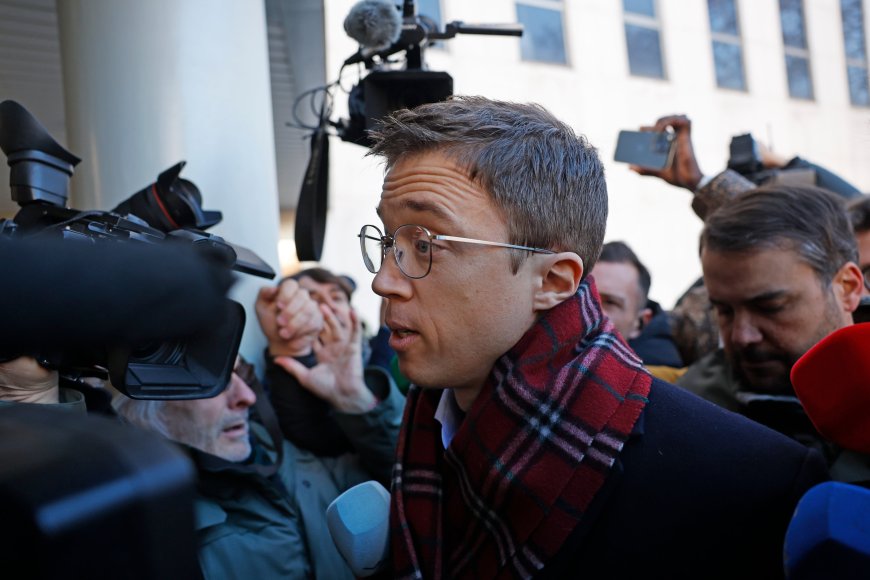 Errejón se querellará contra Mouliaá por calumnias en las redes si no se retracta y le indemniza con 10.000 euros