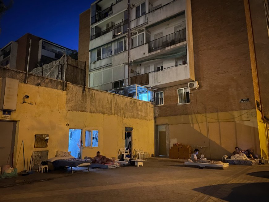 El barrio de Madrid en el que “el chino” abre a las ocho (de la tarde)