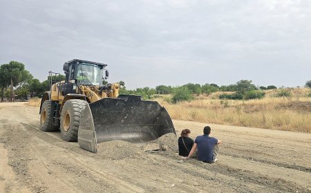 Vuelven las excavadoras a Montecarmelo y la lucha de los vecinos: “Contra el abuso, resistencia”