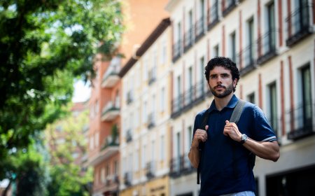 Carrera contra reloj en Madrid: estudiantes y profesores a la caza de pisos compartidos