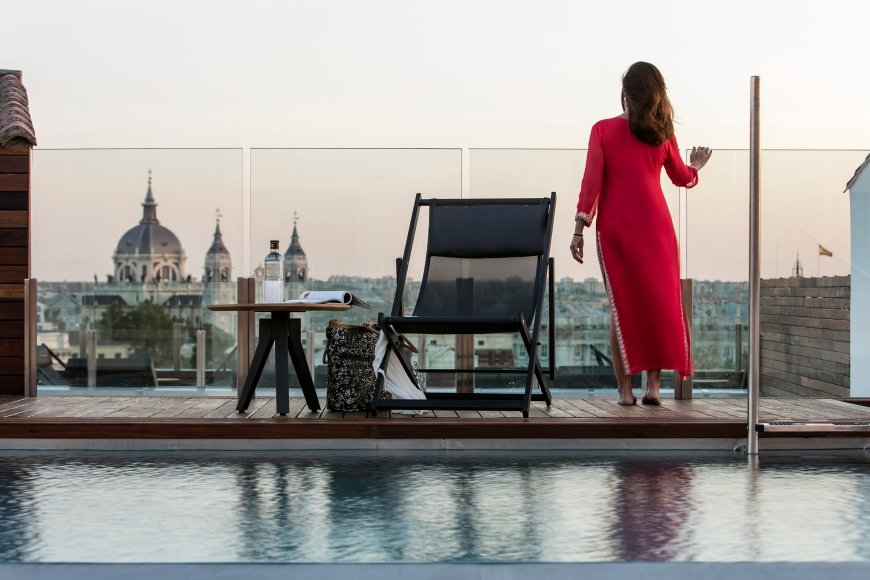 Planes para un Madrid que no cierra por vacaciones: de una azotea con vistas reales a un cine escondido