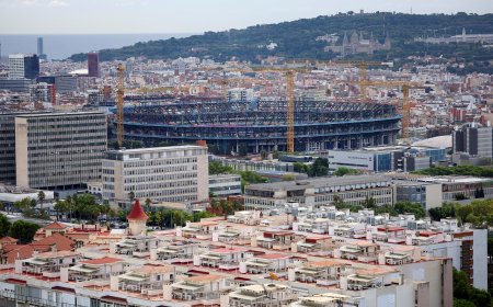 La UEFA confirma que el Barcelona - PSG se jugará en Montjuic: los azulgrana no podrán jugar la fase de grupos en el Camp Nou