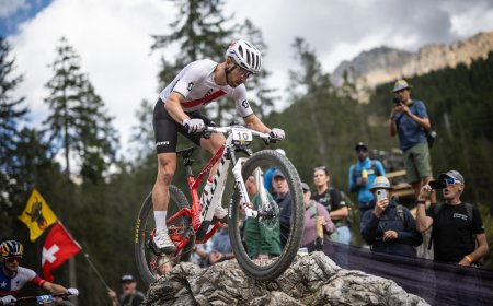 Nino Schurter, diez veces campeón del mundo de mountain bike: se retira el ciclista que revolucionó la industria del BTT