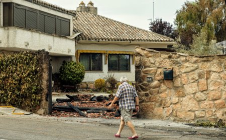 Vecinos y empresarios de Tres Cantos piden más seguridad contra los incendios