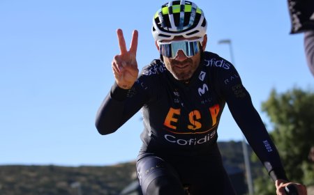 Alejandro Valverde moldea a Juan Ayuso a su imagen y semejanza antes del Mundial de ciclismo de Ruanda