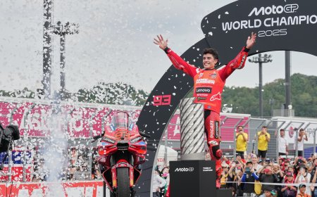 Marc Márquez culmina su epopeya y es, de nuevo, campeón del mundo de MotoGP