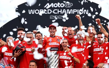 Las lágrimas de Marc Márquez tras ganar el séptimo título de MotoGP: “Estoy en paz, y esto es lo más importante”