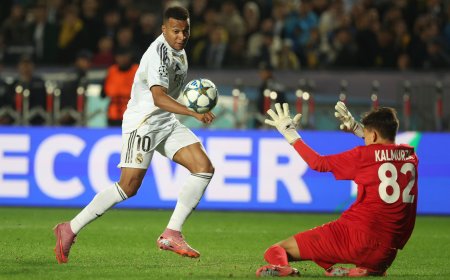 La demoledora rutina de Mbappé tumba al frágil Kairat