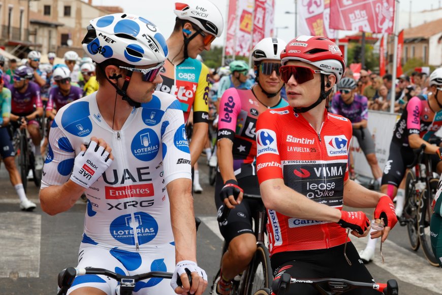 Victoria al sprint de Jasper Philipsen en la etapa 19 de la Vuelta