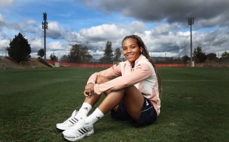 Vicky López, la mejor futbolista joven de Europa: “Cuando regateo a alguien me sale la sonrisa”