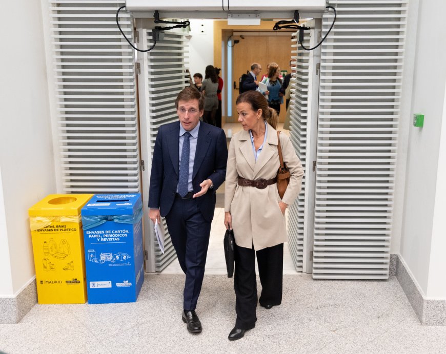 Almeida admite el “empeoramiento” del servicio de limpieza de Madrid y anuncia un refuerzo de 300 trabajadores