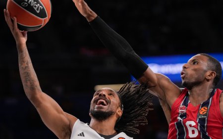 El Baskonia logra ante la Virtus una nueva victoria y suma ya cuatro consecutivas tras un horrible inicio de temporada