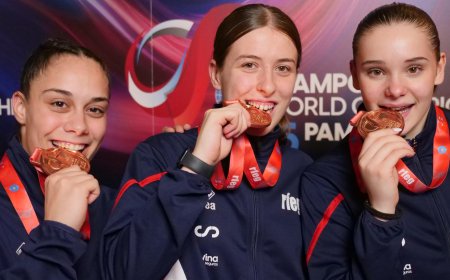 España se cuelga el bronce por equipos en el Mundial de trampolín de Pamplona