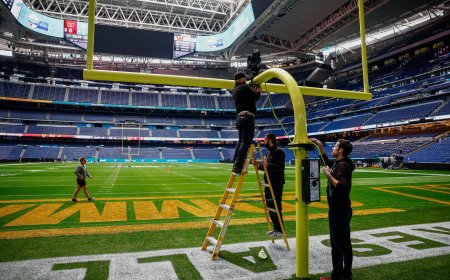 Un transatlántico llamado NFL: cómo meter a 72 jugadores en un vestuario de fútbol