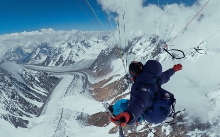 Benjamin Védrines, el escalador  revolucionario del siglo XXI, triunfa con un documental soberbio que recoge su récord de velocidad en el K2