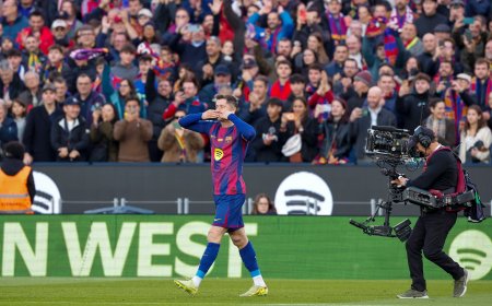 La fiesta redonda del Barça en el día del regreso al Camp Nou
