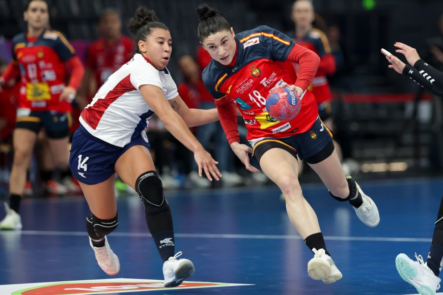 Las Guerreras empiezan con paso firme en el Mundial