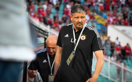 El exfutbolista Lubo Penev, ingresado grave en Alemania víctima de un cáncer de riñón