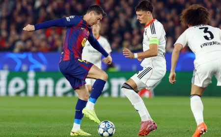 Barcelona - Eintracht, en directo | Ventaja alemana al descanso (0-1)