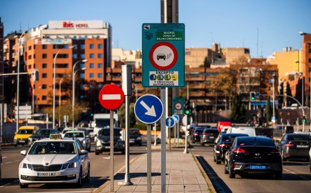 Almeida rectifica y los coches sin etiqueta podrán circular por Madrid durante 2026
