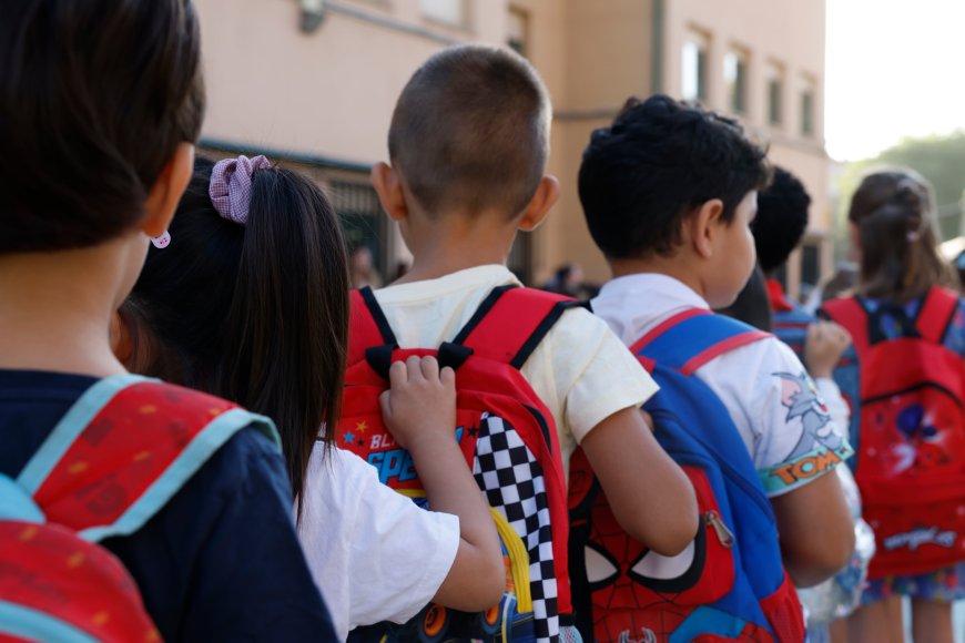 Madrid resuelve por fin quién recibirá las becas de Infantil tras obligar a las familias a adelantar cuatro meses de cuotas