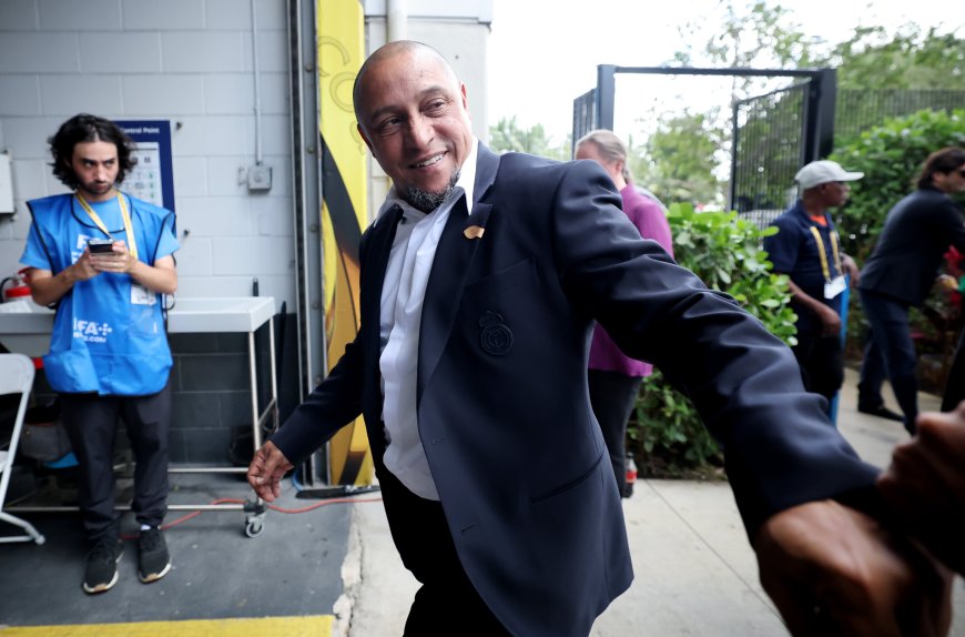 Roberto Carlos, intervenido del corazón en Brasil tras unas pruebas médicas, está fuera de peligro