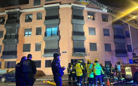 Mueren tres personas en el incendio de una vivienda en Madrid