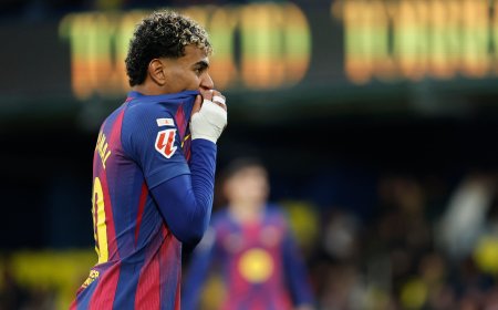 Espanyol - Barcelona, en directo | El líder visita al equipo revelación de la Liga en un derbi marcado por el regreso de Joan García
