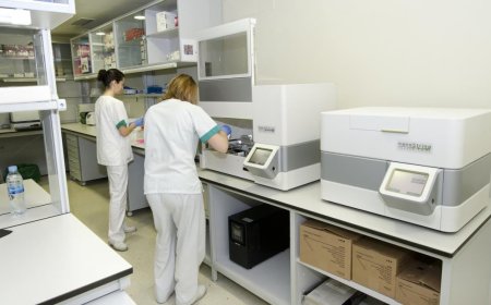 El otro negocio de Ribera Salud en Madrid es un gran laboratorio también señalado por una gestión basada “en el beneficio”