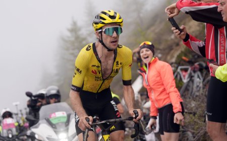 Simon Yates, vigente campeón del Giro de Italia, anuncia su retirada ante el estupor del pelotón