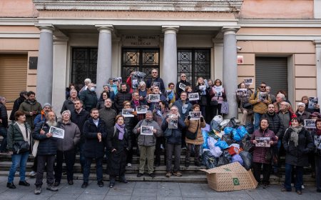 Ángel Niño, el concejal “missing” de Vallecas que desoye las protestas vecinales por la suciedad del barrio
