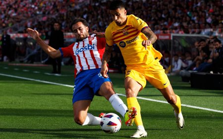 Cancelo, un comodín en la defensa para Hansi Flick