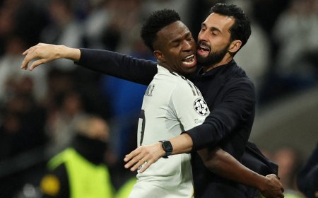 Vinicius, MVP y abrazo con Arbeloa pero no con la grada: “Han sido días muy complicados para mí”