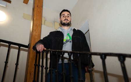Las cuentas de Carlos, un inquilino expulsado: pagar tres veces más en su barrio o mudarse a 35 kilómetros por el mismo precio