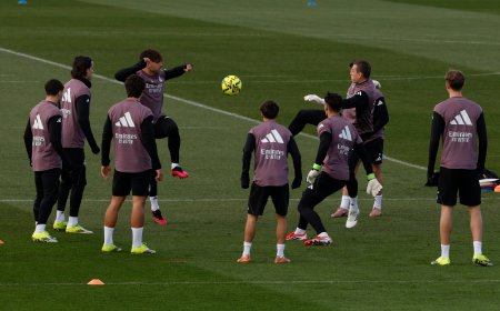 Villarreal - Real Madrid en directo | Carreras vuelve al lateral izquierdo y Camavinga sustituye a Tchouameni