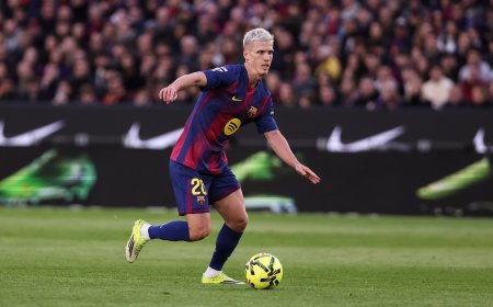 Dani Olmo, el jugador polifuncional que lleva seis goles en nueve partidos, estudia para seducir a Hansi Flick: “Hoy nadie habla de la asistencia que le di a Lamine”