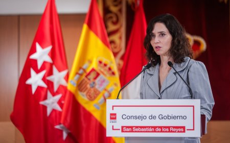 Ayuso se queda sola en su misa en homenaje a las víctimas del accidente de tren en Adamuz