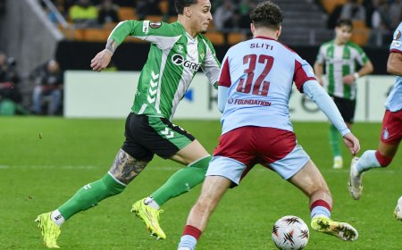 La calidad de Antony mete al Betis entre los ocho primeros