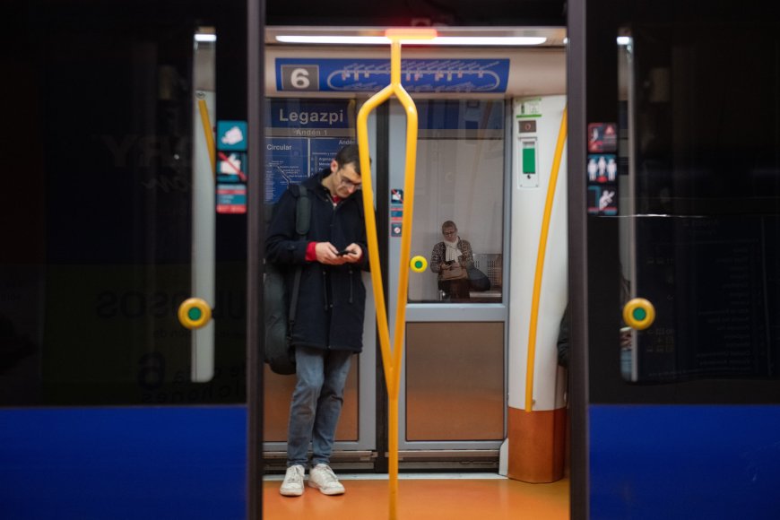 La Línea 6 de Metro de Madrid (Circular) cerrará a las 23.00 horas de domingo a jueves