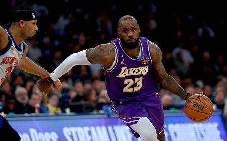 LeBron James, nombrado All Star suplente entre rumores sobre su retirada