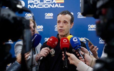 La policía desmantela todo un bloque de pisos ‘okupados’ y usados como plantaciones de marihuana en Villaverde