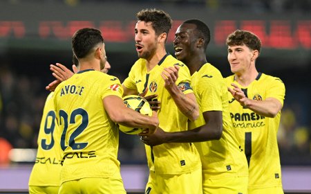 Gueye y Comesaña sacan al Villarreal del aprieto ante el Valencia