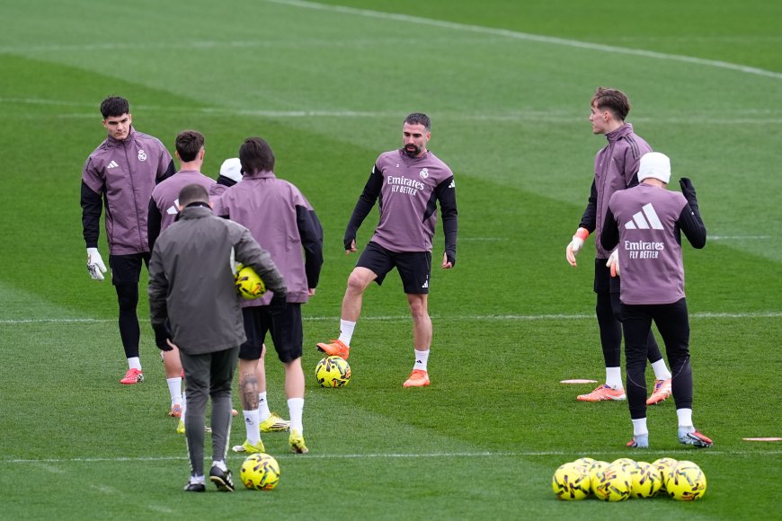 La incertidumbre de Carvajal y el sofá gris de Arbeloa: pocos minutos de cara al Mundial y el fin de su contrato a la vista