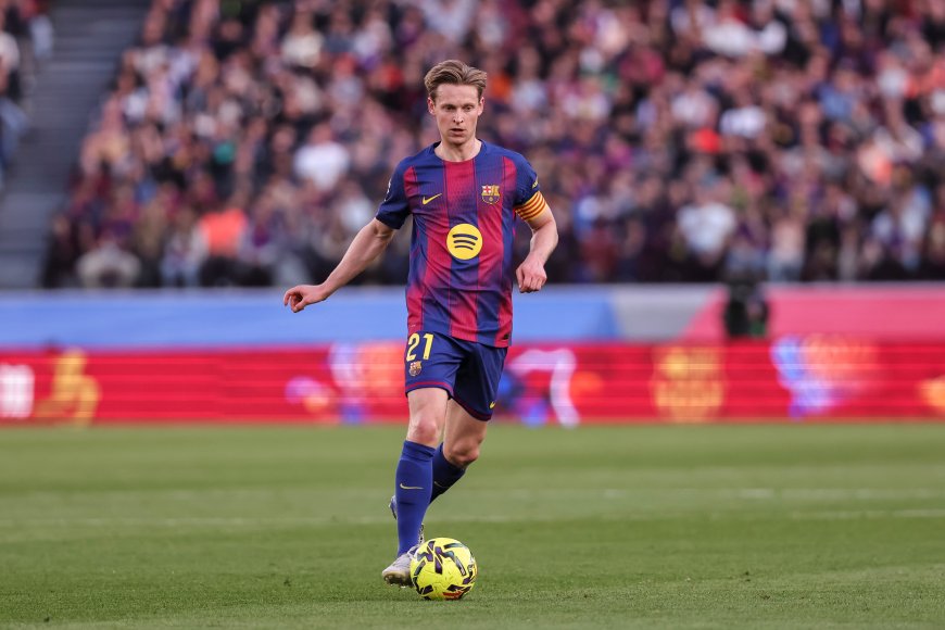Hansi Flick pierde a Frenkie de Jong durante más de un mes
