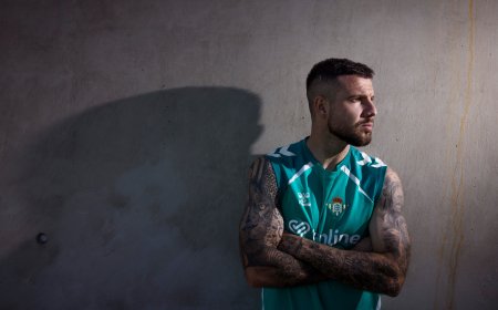 Aitor Ruibal: “Es una pena que un compañero no pueda decir libremente que es homosexual”